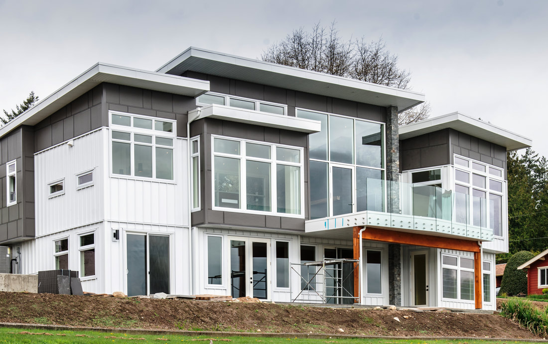 Why A Modern Custom Home Brings More Happiness To Homeowners Than A Typical Spec House